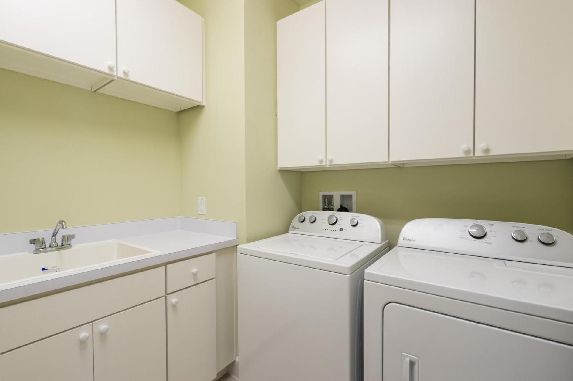 Perfect 5 Bedroom On Reunion And Orlando 5145 Villa *